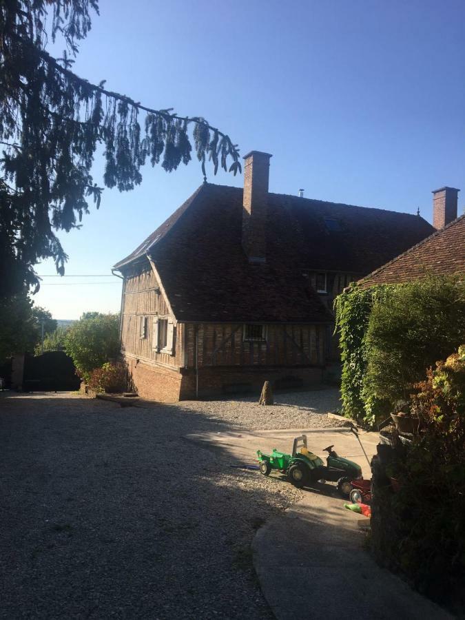 Le Gite De Saint Phal Eksteriør billede